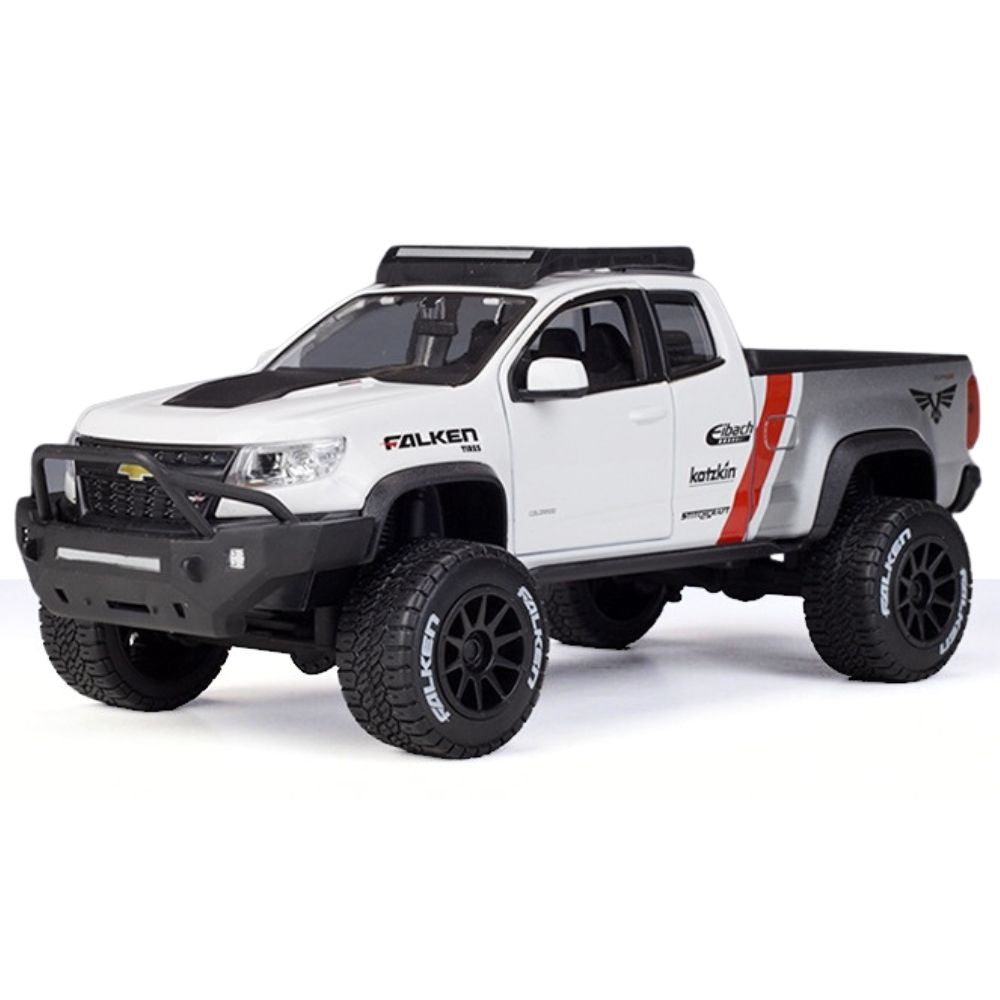 1:24 Chevrolet 2017 Colorado ZR2 Off-Road White Die Cast Model Car