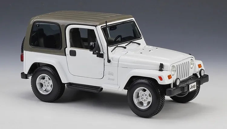 Jeep Wrangler Sahara 2004 in scala 1:18 