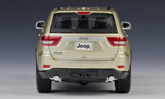 1:24 Jeep 2013 Grand Cherokee Laredo Die Cast Model Car