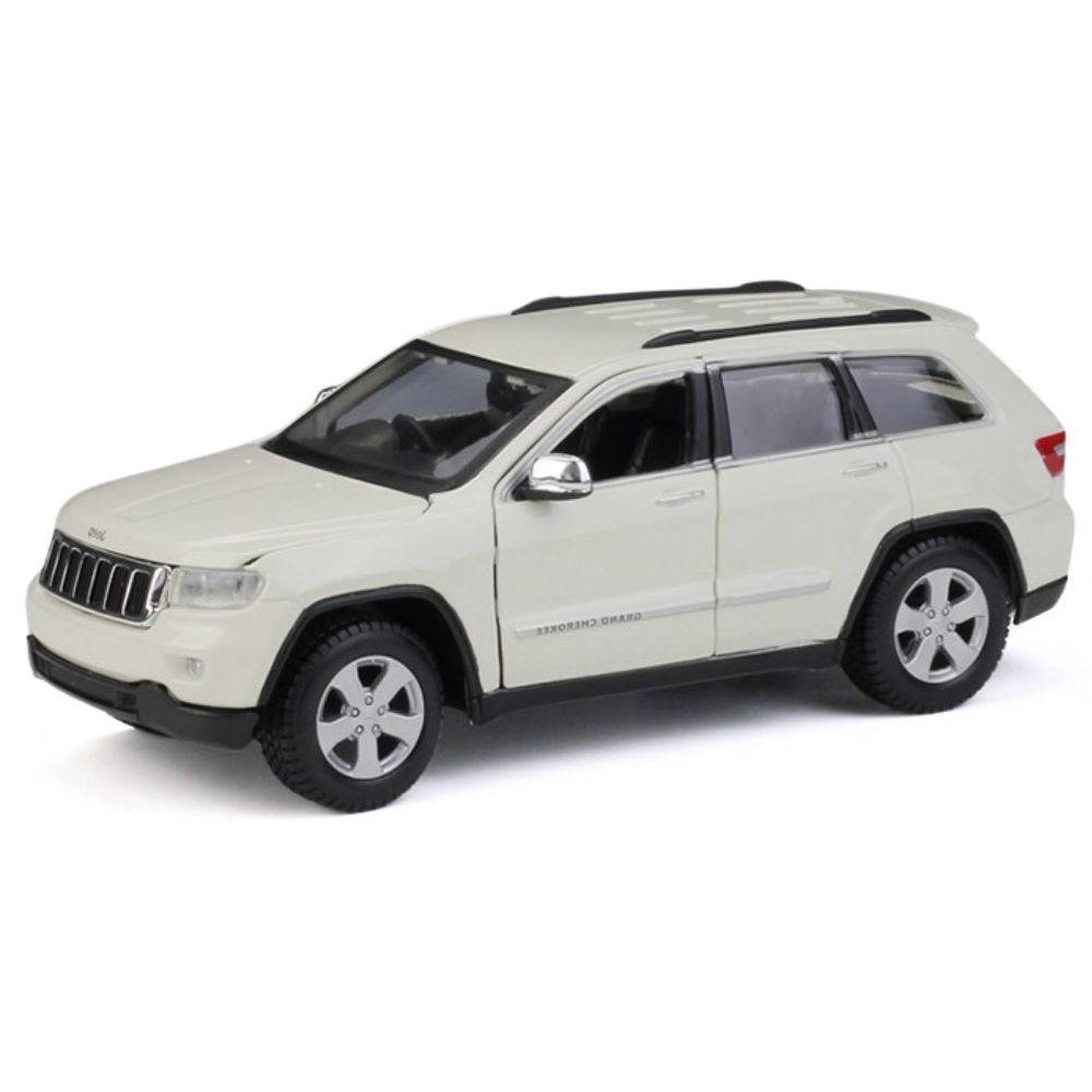 1:24 Jeep 2013 Grand Cherokee Laredo White Die Cast Model Car