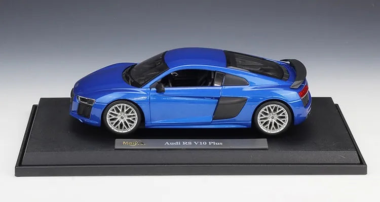 1:18 Audi R8 Type 4S 2015 