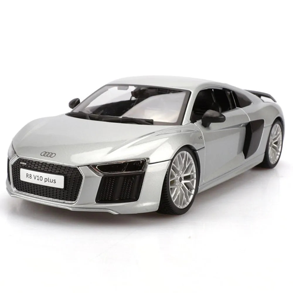 1:18 Audi R8 Type 4S 2015 