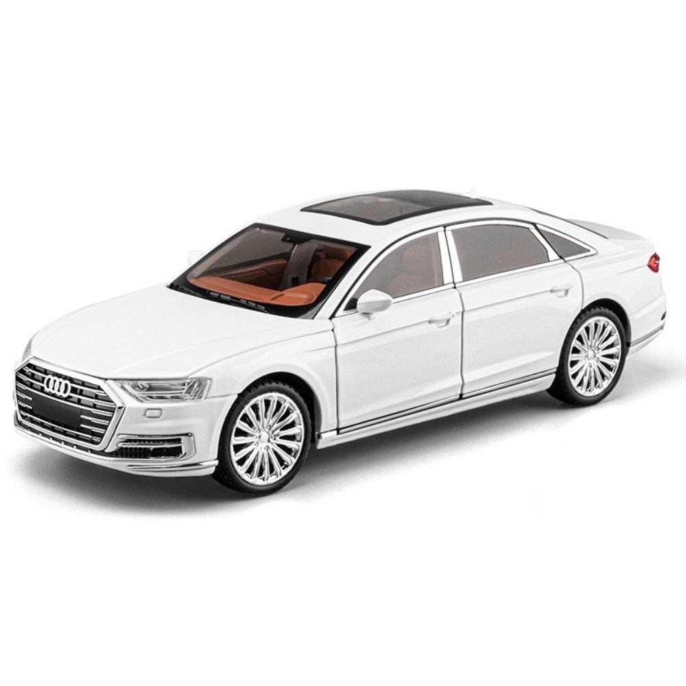 1:24 Audi 2017 A8 D5 White Die Cast Model Car