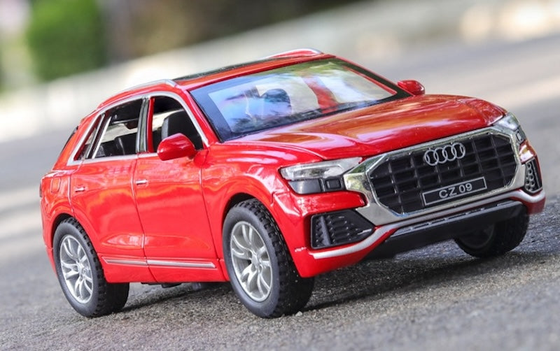 1:32 Audi 2018 Q8 Die Cast Model Car