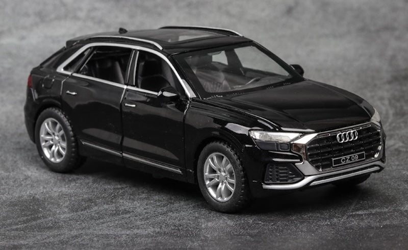 1:32 Audi 2018 Q8 Die Cast Model Car