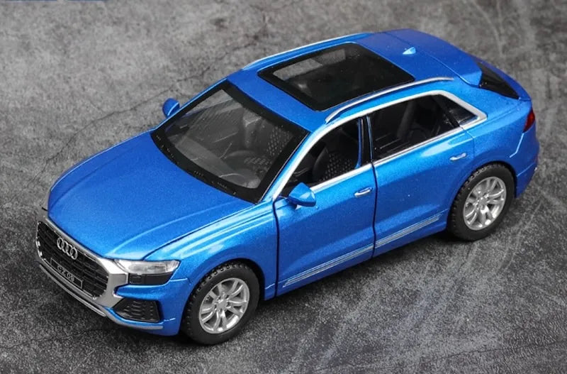 1:32 Audi 2018 Q8