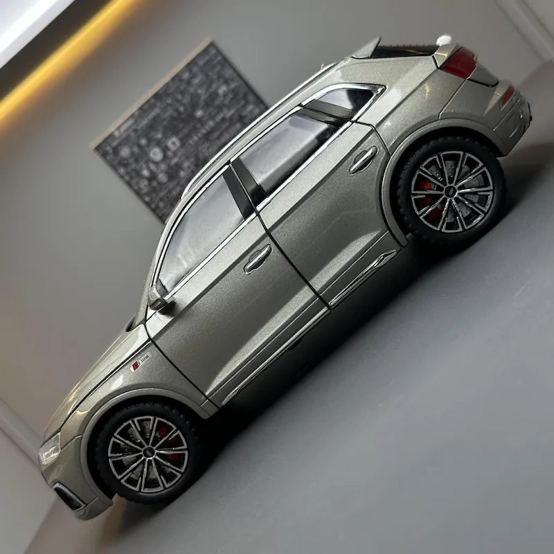 1:24 Audi 2021 Q5