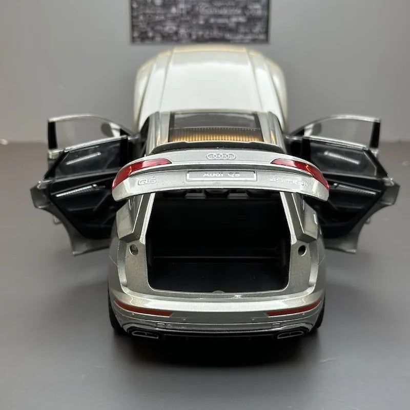 1:24 Audi 2021 Q5