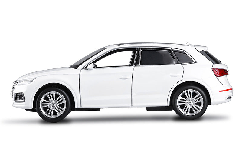 1:32 Audi 2019 Q5 55 TFSi E Quattro Die Cast Model Car