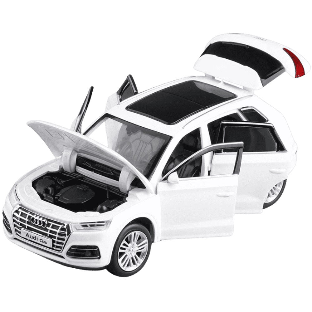 1:32 Audi 2019 Q5 55 TFSi E Quattro White Die Cast Model Car