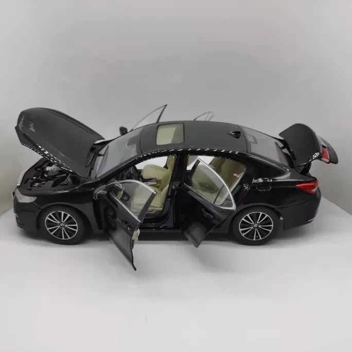 1:18 Acura 2014 TLX Die Cast Model Car