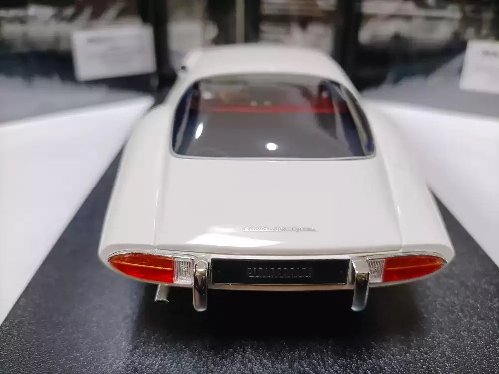 1:18 Alfa Romeo 1965 Giulia 1600 TZ2