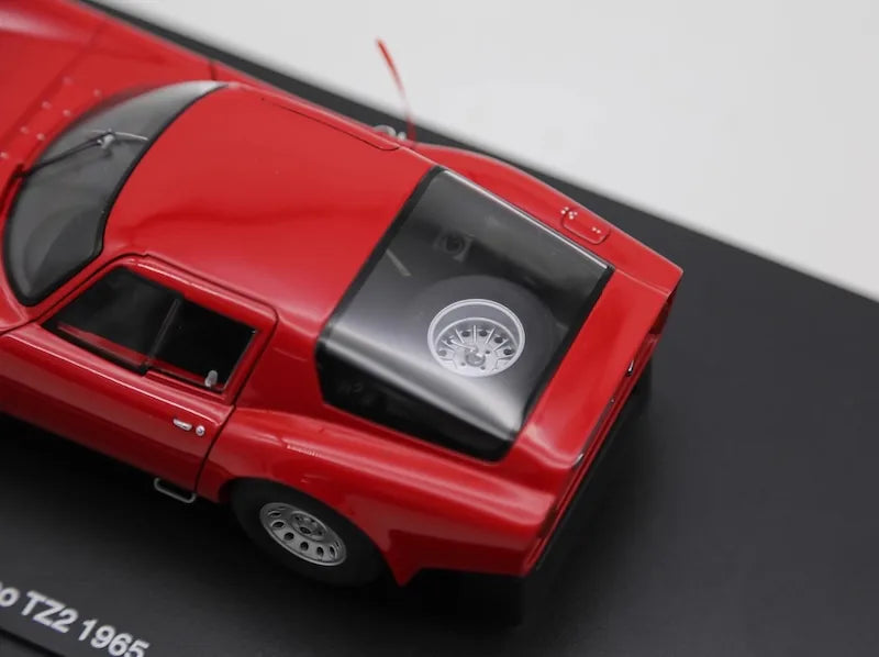 1:18 Alfa Romeo 1965 TZ2