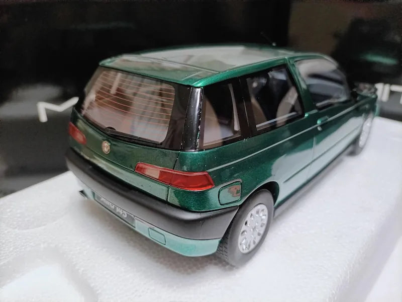 1:18 Alfa Romeo 1994 145