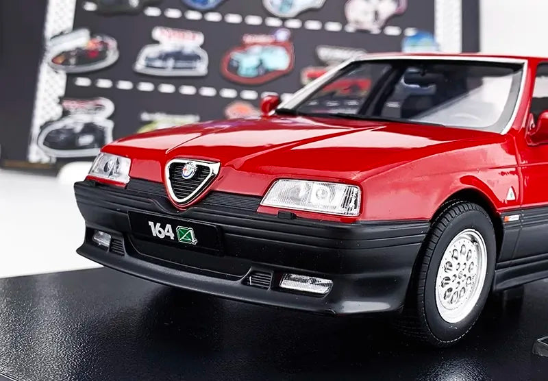 1:18 Alfa Romeo 1994 164 Q4