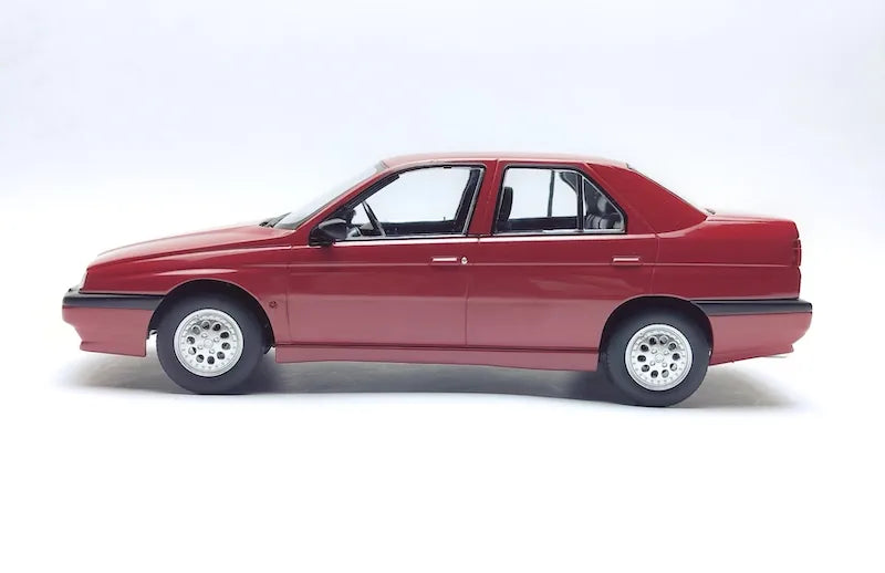 1:18 Alfa Romeo 1996 155 Die Cast Model Car