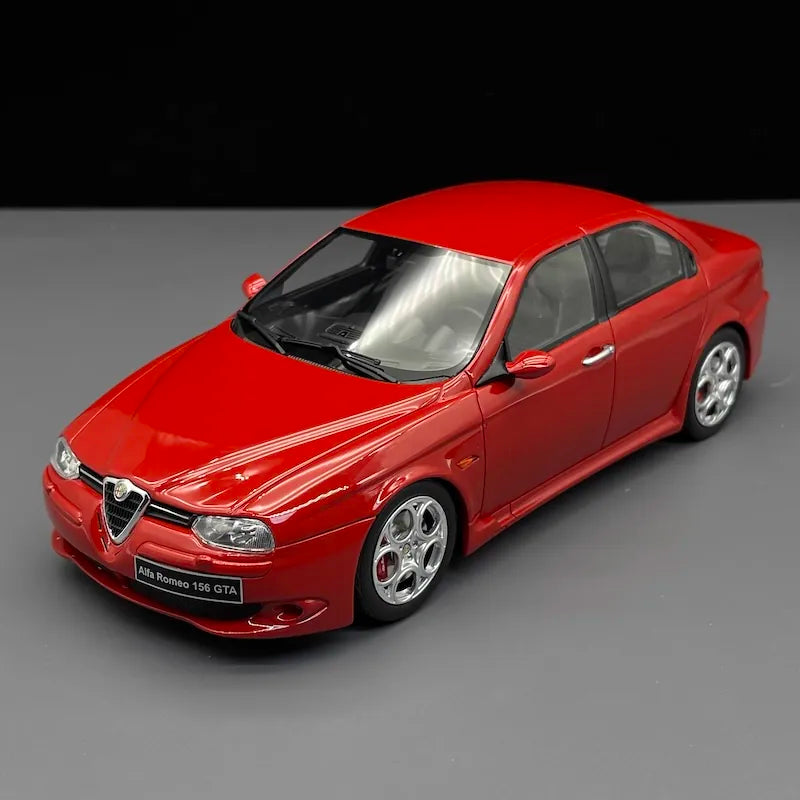 1:18 Alfa Romeo 2002 156 GTA