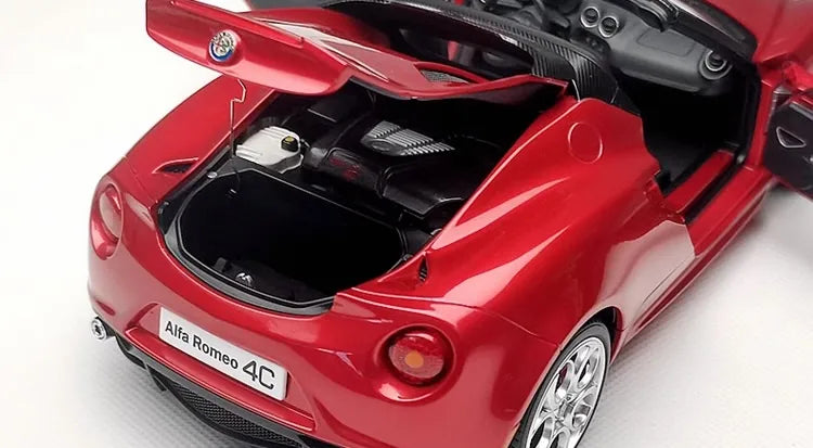 1:18 Alfa Romeo 2015 4C Spider