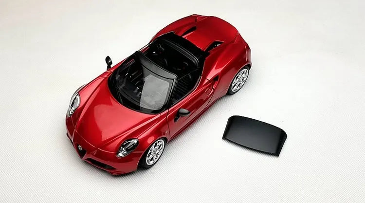 1:18 Alfa Romeo 2015 4C Spider