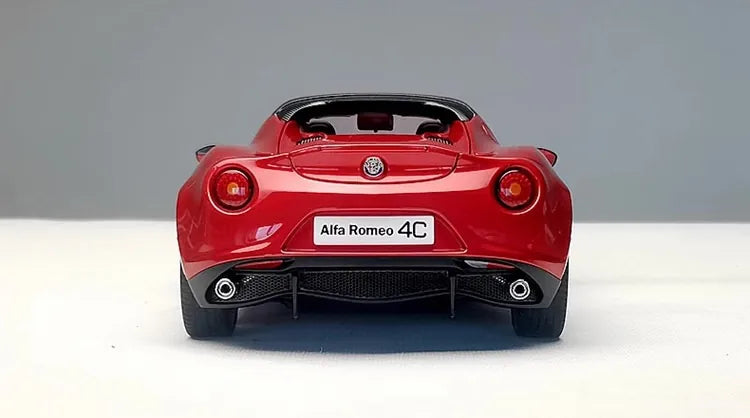 1:18 Alfa Romeo 2015 4C Spider