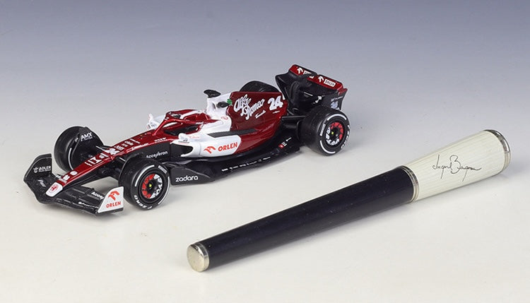 1:43 Alfa Romeo 2022 F1 Team ORLEN C42 Formula 1 Model Car