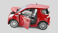 1:24 Aston Martin Cygnet 2011 