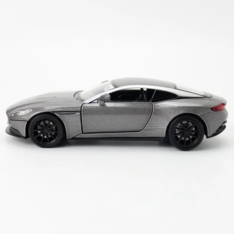 1:32 Aston Martin 2021 DB11 AMR