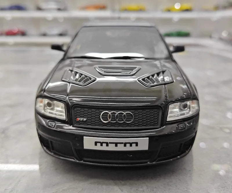 1:18 Audi 2004 RS6 C5 Avant Clubsport