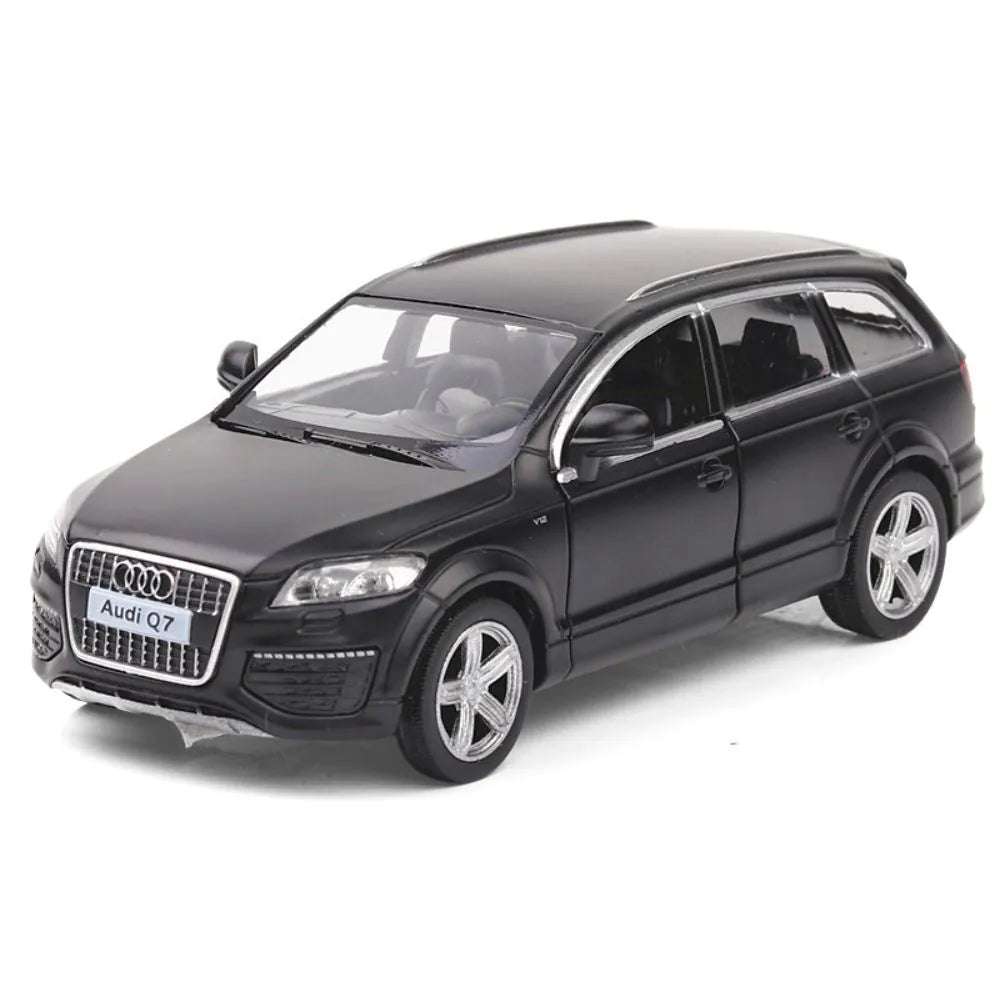 1:36 Audi 2008 Q7 TDI Black Die Cast Model Car