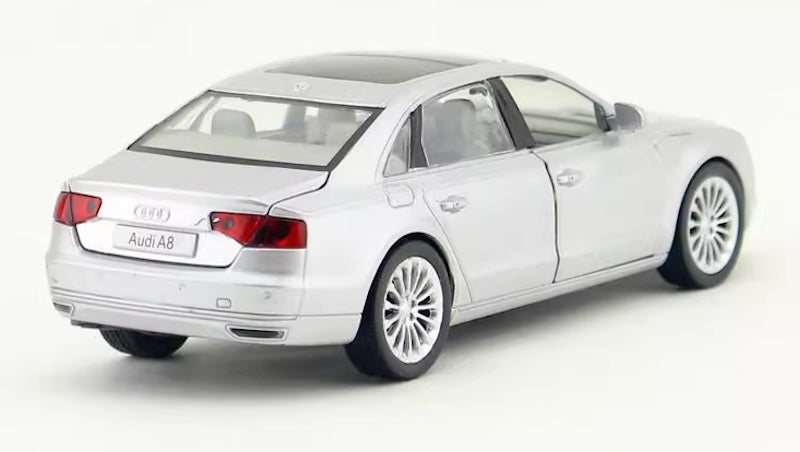 1:32 Audi 2009 A8 D4 Die Cast Model Car