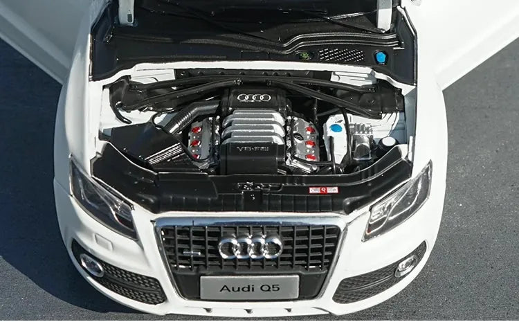 1:18 Audi Q5 2011 