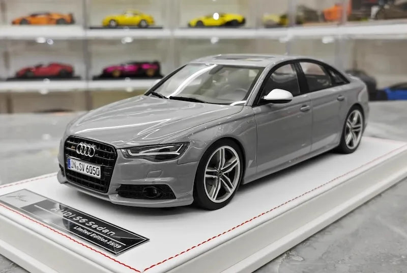 1:18 Audi 2012 S6 Sedan