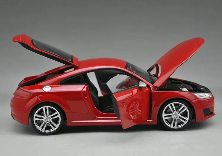 1:18 Audi 2015 TT Coupe