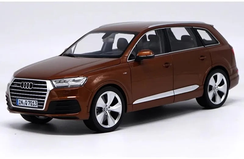 1:18 Audi 2015 Q7