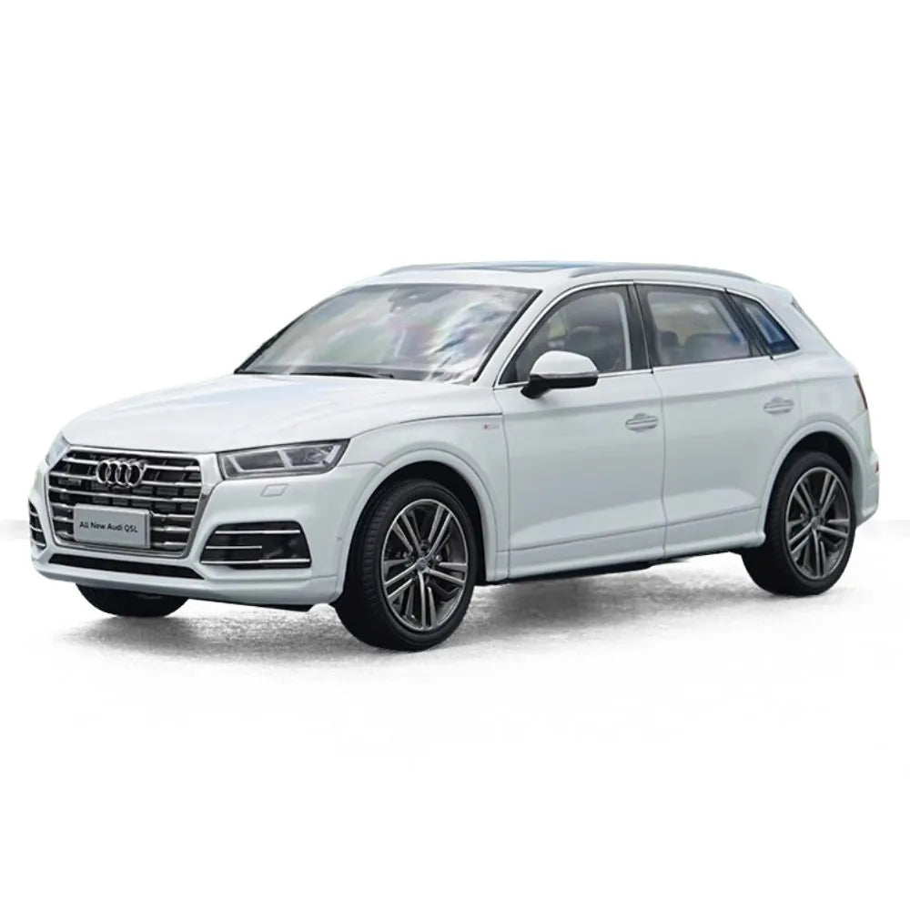 1:18 Audi 2018 Q5L White Die Cast Model Car