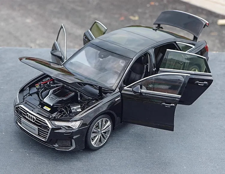 1:18 Audi 2019 A6L Die Cast Model Car