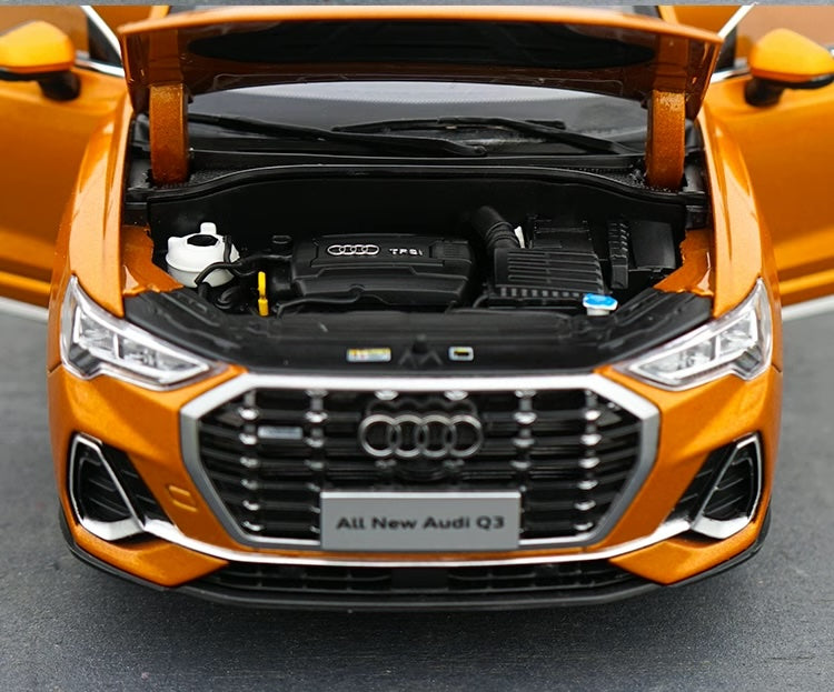 1:18 Audi 2019 Q3 Die Cast Model Car