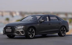 1:18 Audi 2020 A4L Die Cast Model Car