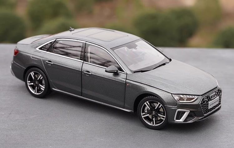 1:18 Audi 2020 A4L Die Cast Model Car