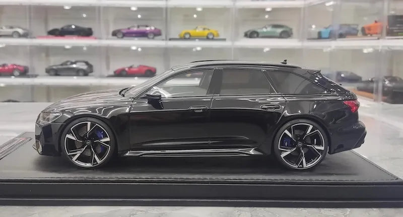 1:18 Audi 2020 RS6 Avant C8