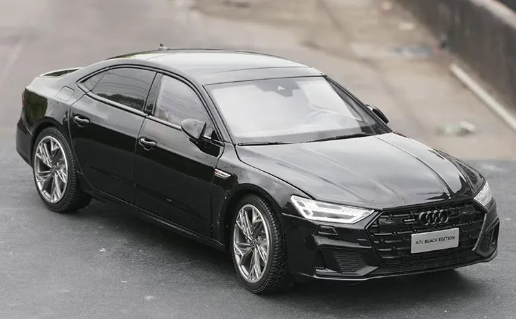 1:18 Audi 2021 A7L 