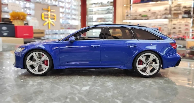 1:18 Audi 2021 RS6 Avant C8 Blue