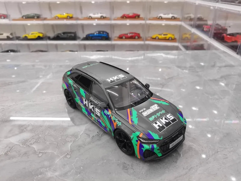 1:18 Audi 2021 RS6 Avant C8 HKS