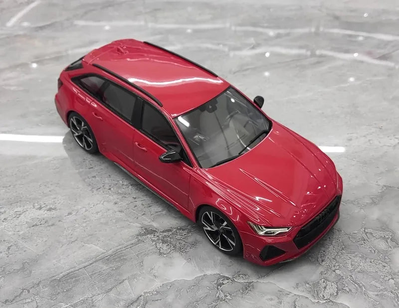 1:18 Audi 2021 RS6 Avant C8 Red