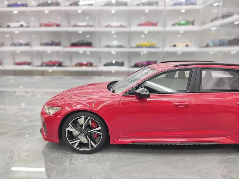 1:18 Audi 2021 RS6 Avant C8 Red