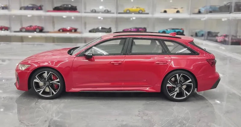 1:18 Audi 2021 RS6 Avant C8 Red