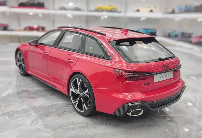 1:18 Audi 2021 RS6 Avant C8 Red