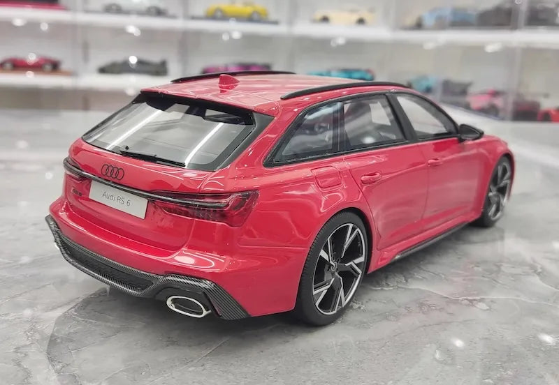 1:18 Audi 2021 RS6 Avant C8 Red