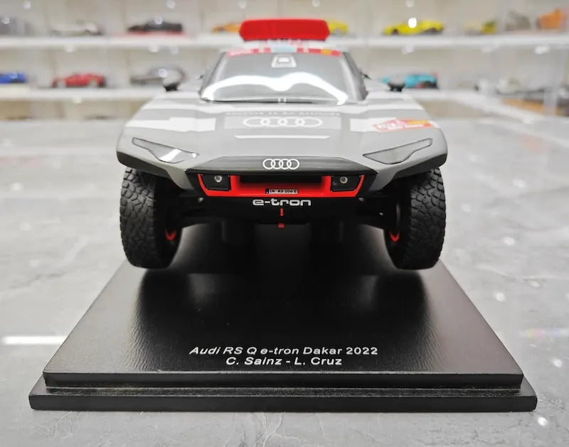 1:18 Audi 2022 RS Q E-Tron Dakar C. Sainz • L.Cruz