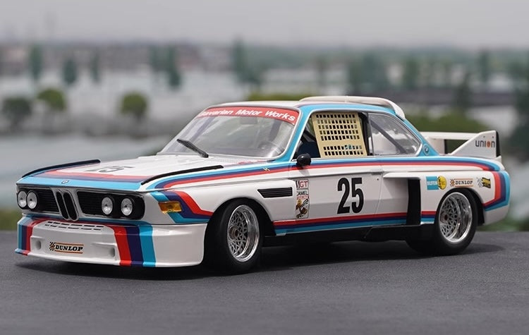 1:18 BMW 1975 3.0 CSL #25 Model Car